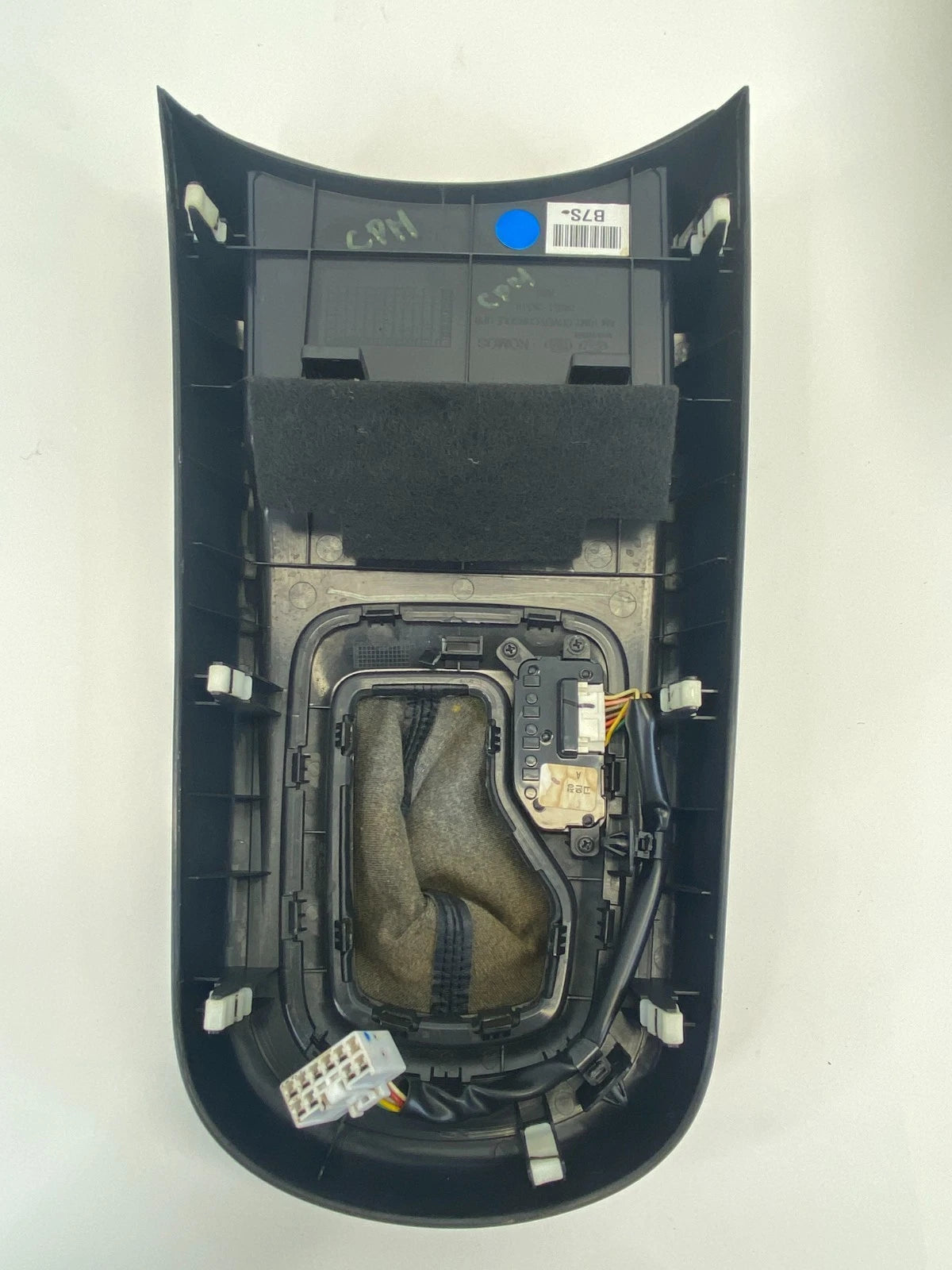 10 11 KIA SOUL AUTOMATIC GEAR SHIFTER BEZEL CENTER CONSOLE TRIM OEM 84651-2K510