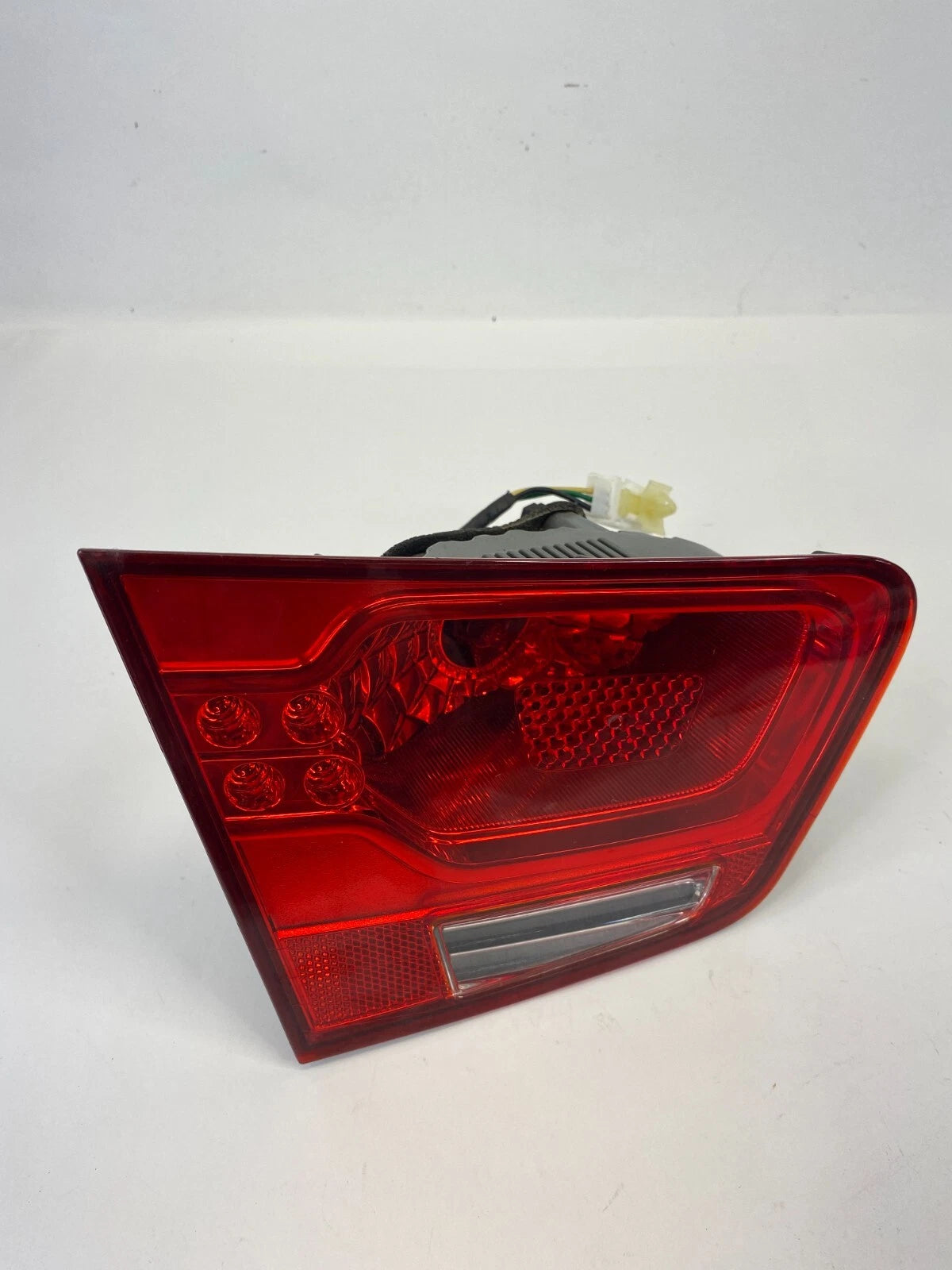2010-2013 KIA FORTE REAR LEFT INNER TAIL LIGHT TRUNK MOUNTED 92403-1M0 OEM