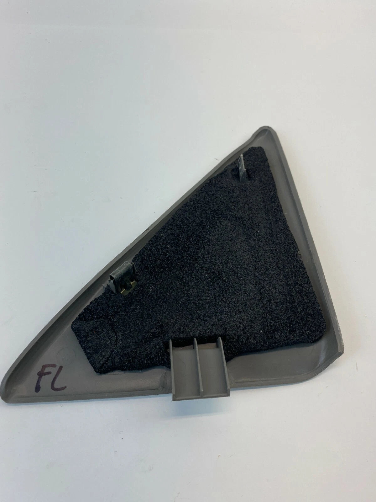 00-06 CHEVY TAHOE GMC YUKON FRONT LEFT INNER DOOR PANEL MIRROR COVER 15770644