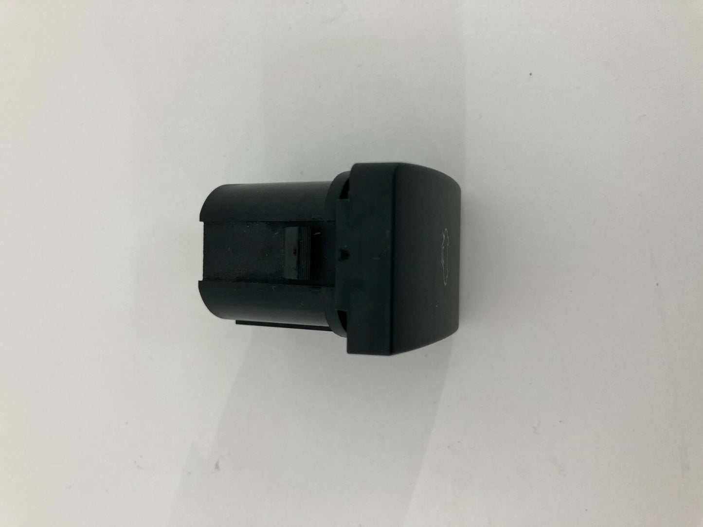 06-09 FORD FUSION 06-09 MERCURY MILAN DASH POWER TRUNK LATCH RELEASE SWITCH OEM