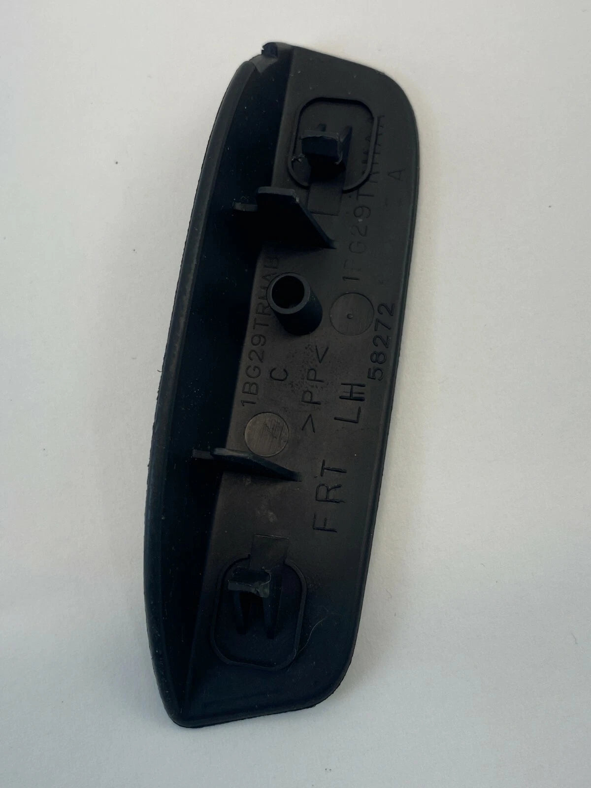 2007 2008 DODGE CALIBER FRONT LEFT DRIVER SIDE DOOR TRIM PANEL PLUG 1BG29TRMAB