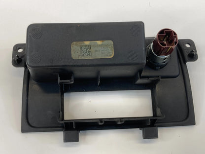 2009-2012 CHEVROLET TRAVERSE CENTER CONSOLE ASHTRAY TRACTION TRIM COVER 2525583