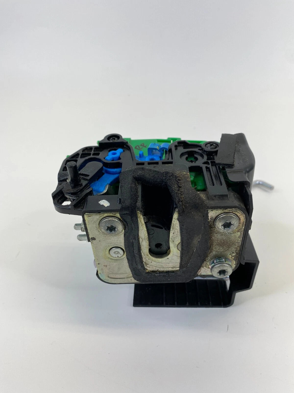 2012-2017 HYUNDAI ACCENT REAR RIGHT SIDE BACK DOOR LOCK LATCH ACTUATOR OEM