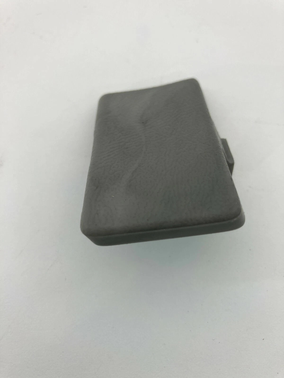 2003 FORD EXPLORER SPORT INTERIOR QUARTER PANEL RETAINER PLATE CAP TRIM COVER