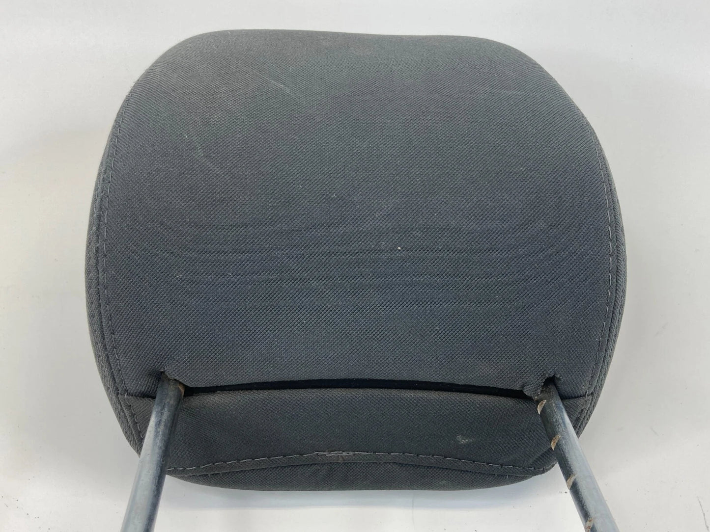 2005 2006 2007 CHRYSLER 300 FRONT LEFT SEAT HEADREST HEAD REST OEM
