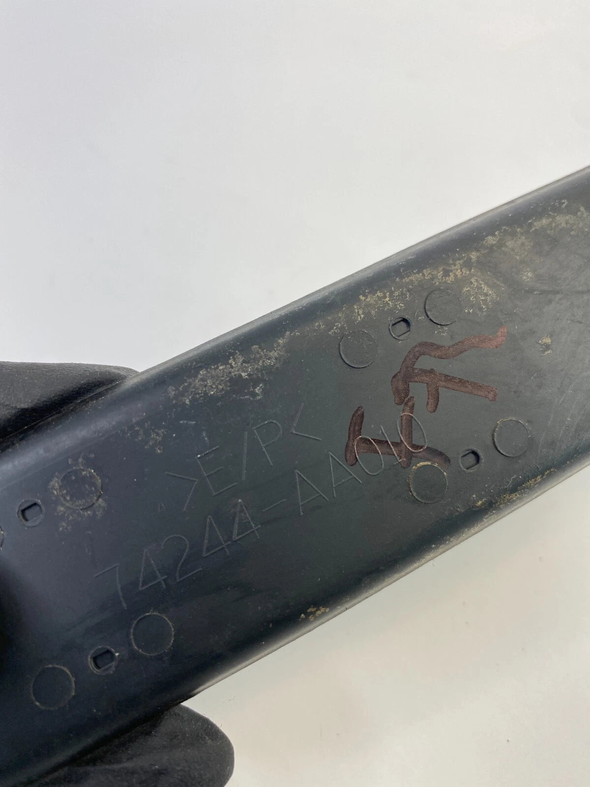2002-2006 TOYOTA CAMRY FRONT RIGHT DOOR HANDLE POCKET INSERT MAT OEM 74244-AA010