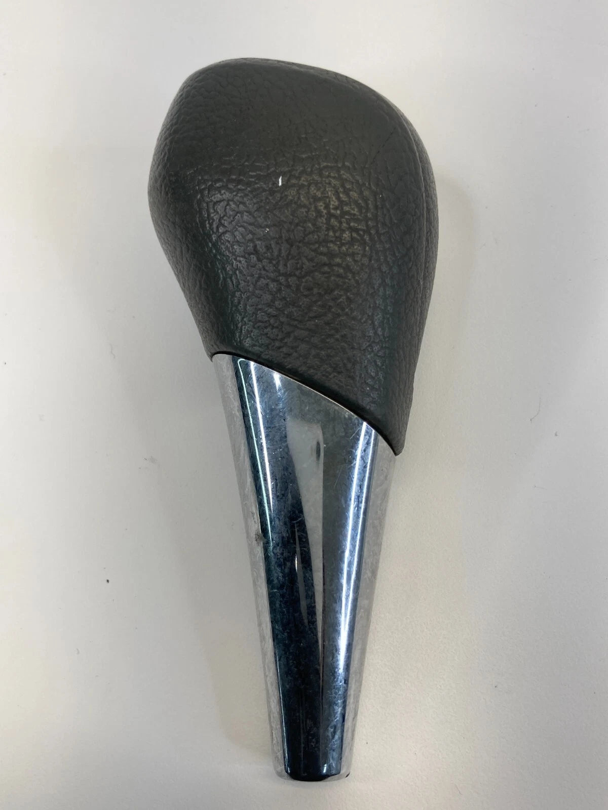 2007-2011 TOYOTA CAMRY 2.4L L4 AUTOMATIC TRANSMISSION SHIFTER SHIFT LEVER KNOB