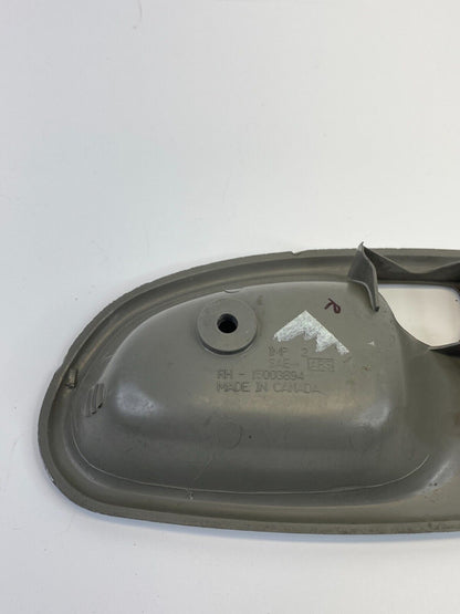 1998-2004 Chevrolet S10 Front Right Passenger Handle Bezel Cover Trim 15003894