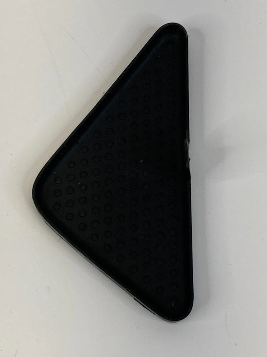 2009-2017 VOLKSWAGEN CC SEDAN REAR CENTER CONSOLE MAT RUBBER INSERT 3C0-863-328
