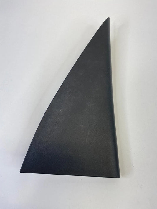 2005-2010 KIA SPORTAGE REAR DRIVER SIDE DOOR INNER CORNER TRIM OEM 83910-1F000
