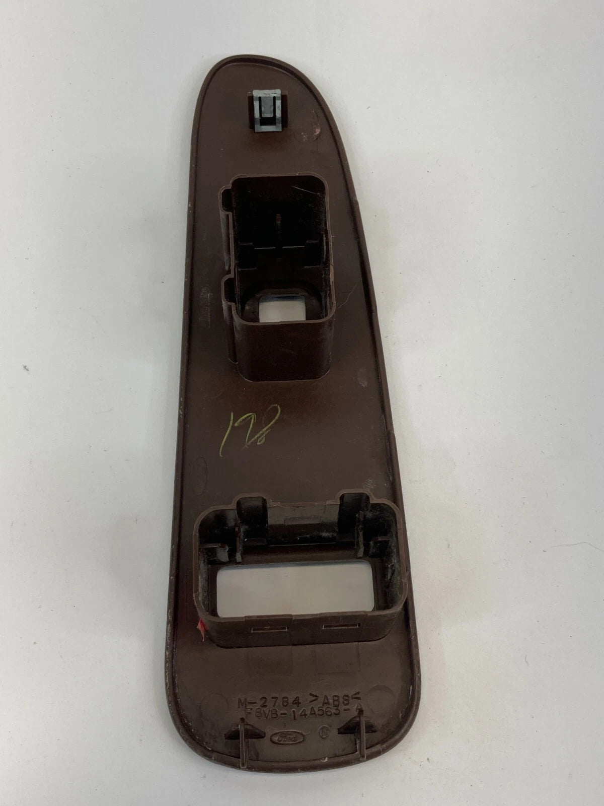 98-02 LINCOLN TOWN CAR FRONT RIGHT SIDE DOOR SWITCH COVER BEZEL TRIM F8VB-14A563