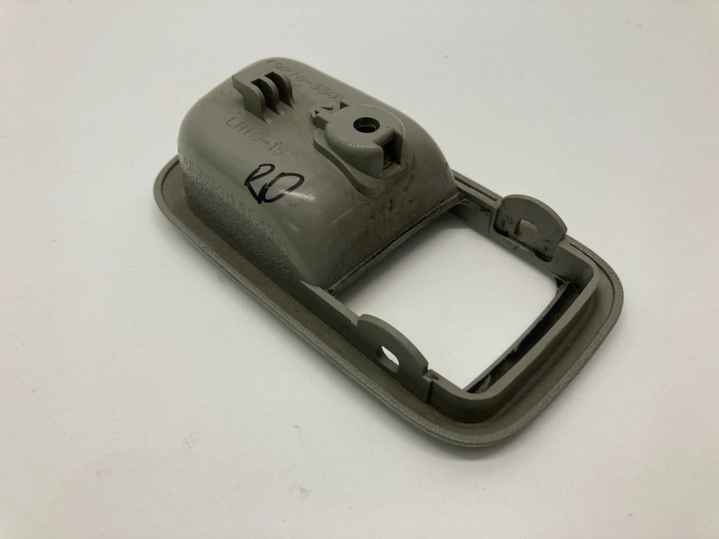 1997-2001 LEXUS ES300 REAR LEFT INTERIOR INNER DOOR HANDLE BEZEL 6927833030 OEM