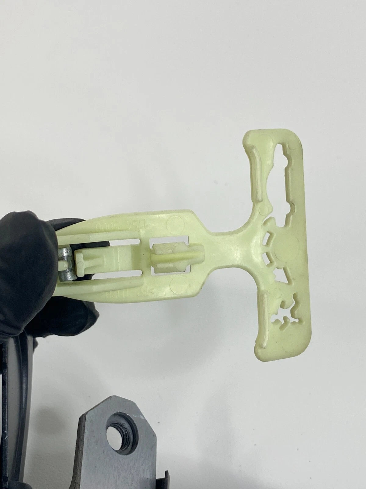 2012-2018 FORD FOCUS SEDAN REAR TRUNK LID LOCK LATCH ACTUATOR BM51-A442A66-CC