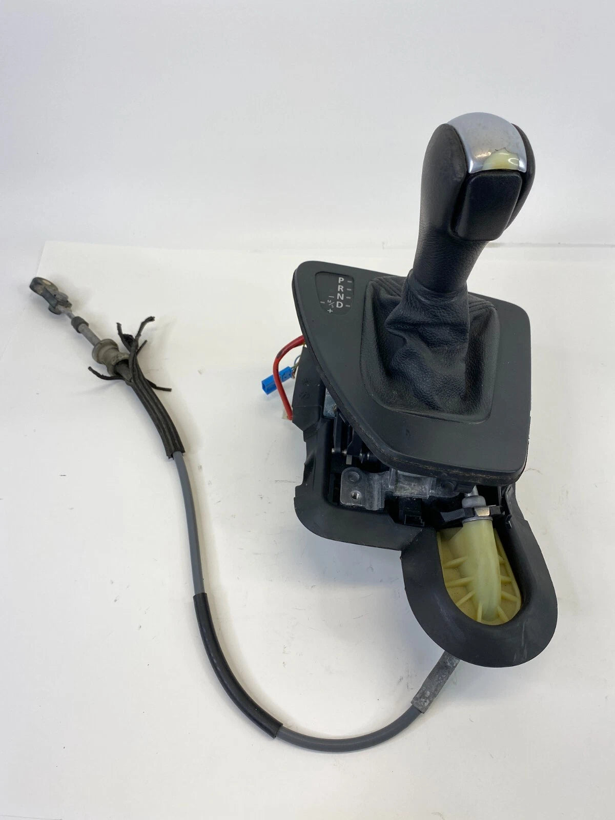 2006 06 BMW 330XI AUTOMATIC FLOOR GEAR SHIFTER SELECTOR GEARSHIFT LEVER ASSY OEM
