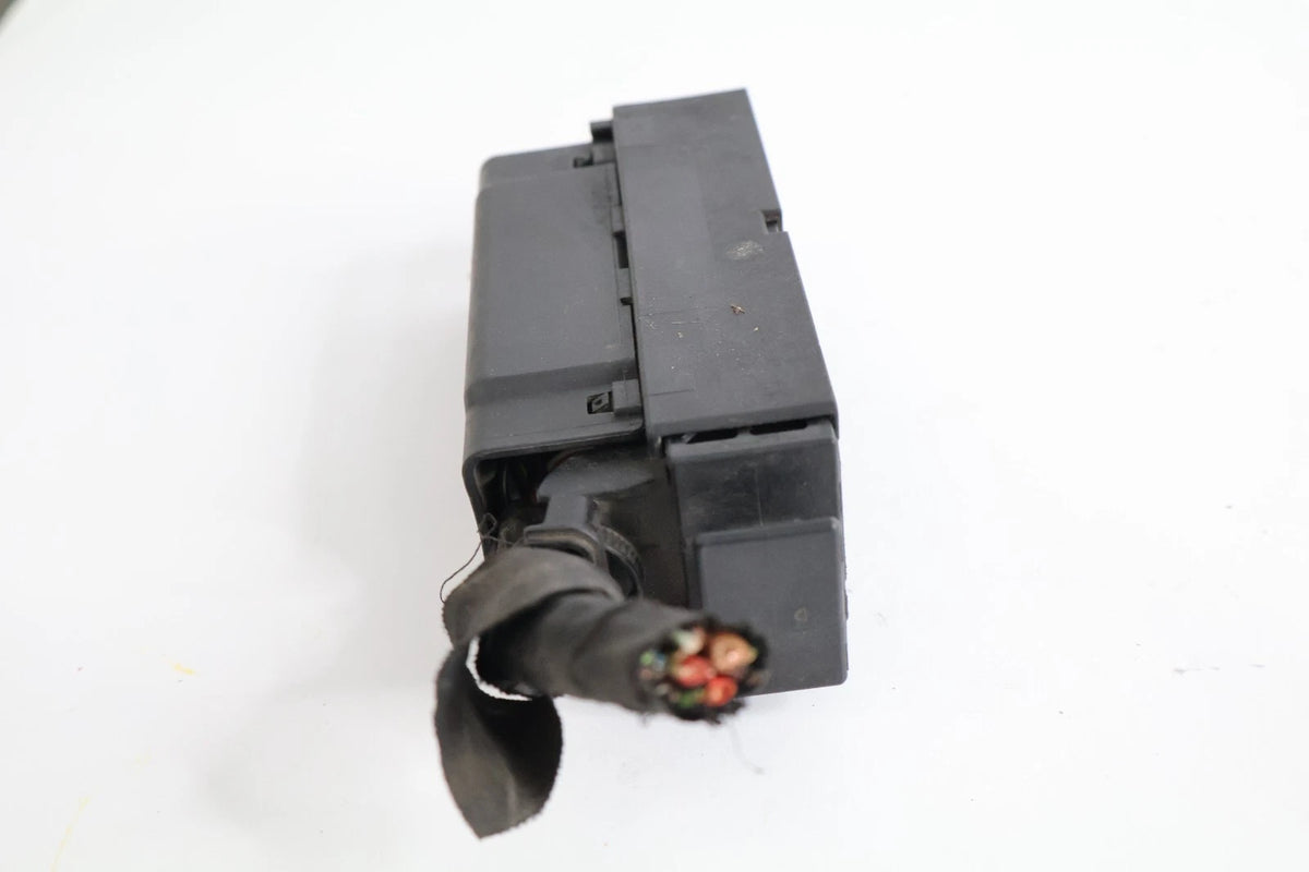 2012-2015 VOLKSWAGEN PASSAT FRONT ABS BRAKE MODULE HARNESS CONNECTOR 7L0-973-047