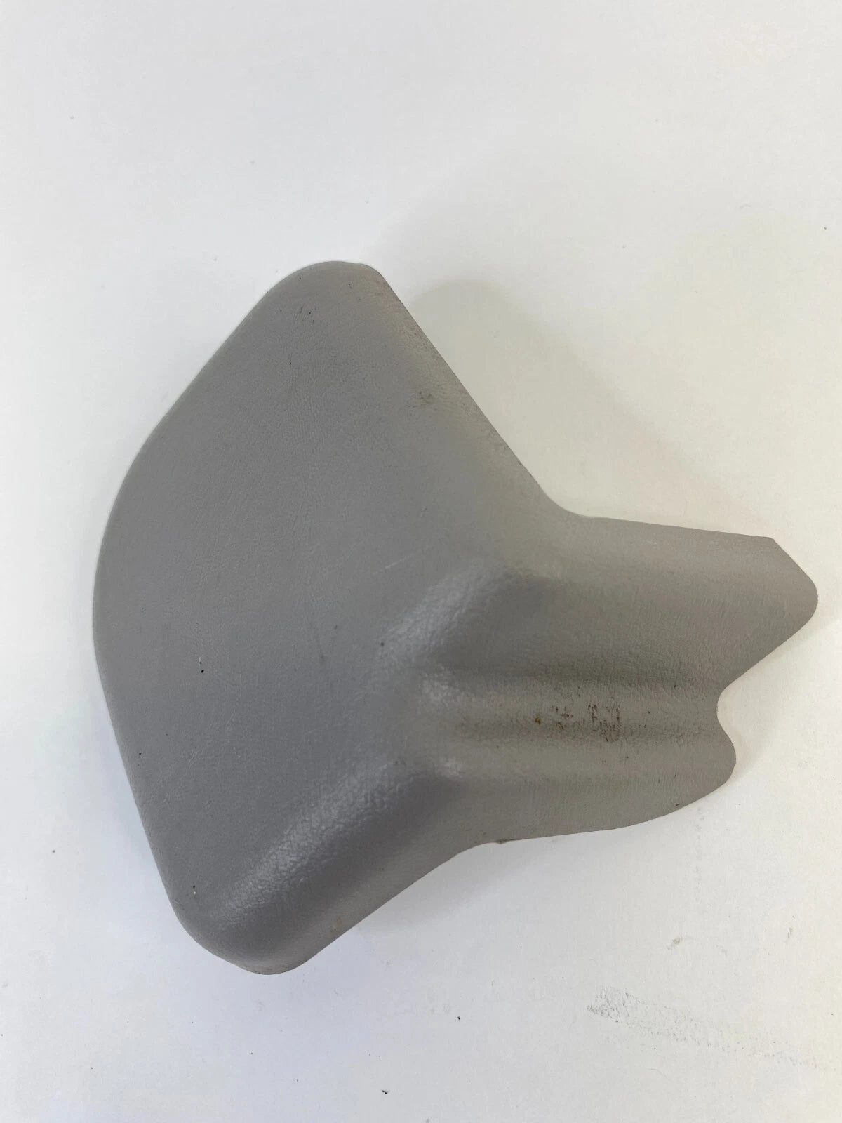 2001-2004 TOYOTA SEQUOIA FRONT SEAT TRACK END COVER TRIM PANEL 72137-0C130 OEM
