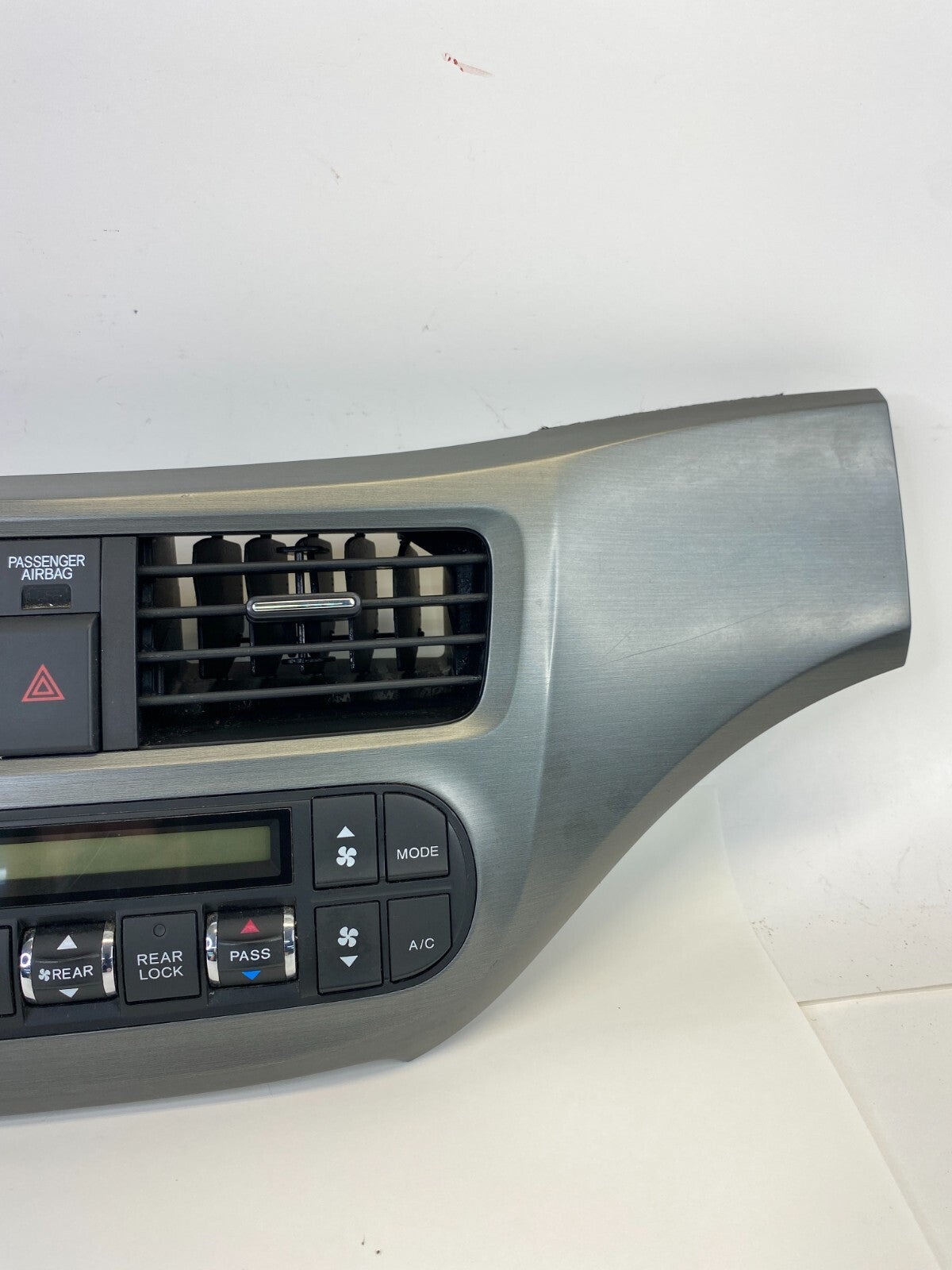 2005-2010 Honda Odyssey Radio Climate Control Dash Trim Bezel 77250-SHJ-A2-20