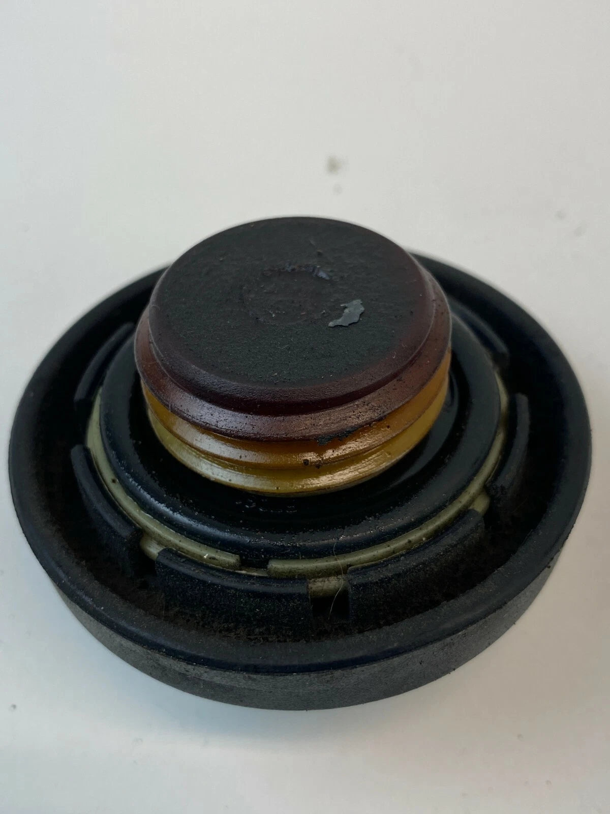 2006-2022 ACCENT 07-12 SANTA FE ENGINE OIL FILLER TANK CAP COVER LID SAE5W20 OEM