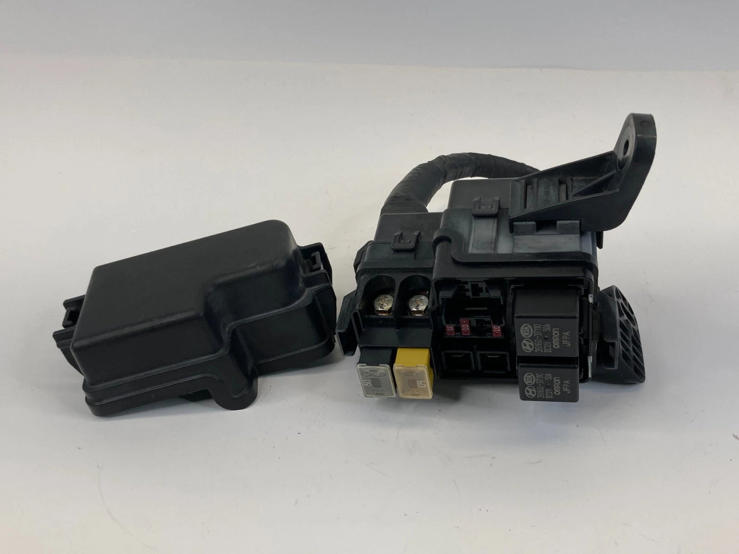 2014 2015 KIA OPTIMA 2.4L ENGINE FUSE BOX RELAY BLOCK UNIT 91950-4R090 OEM