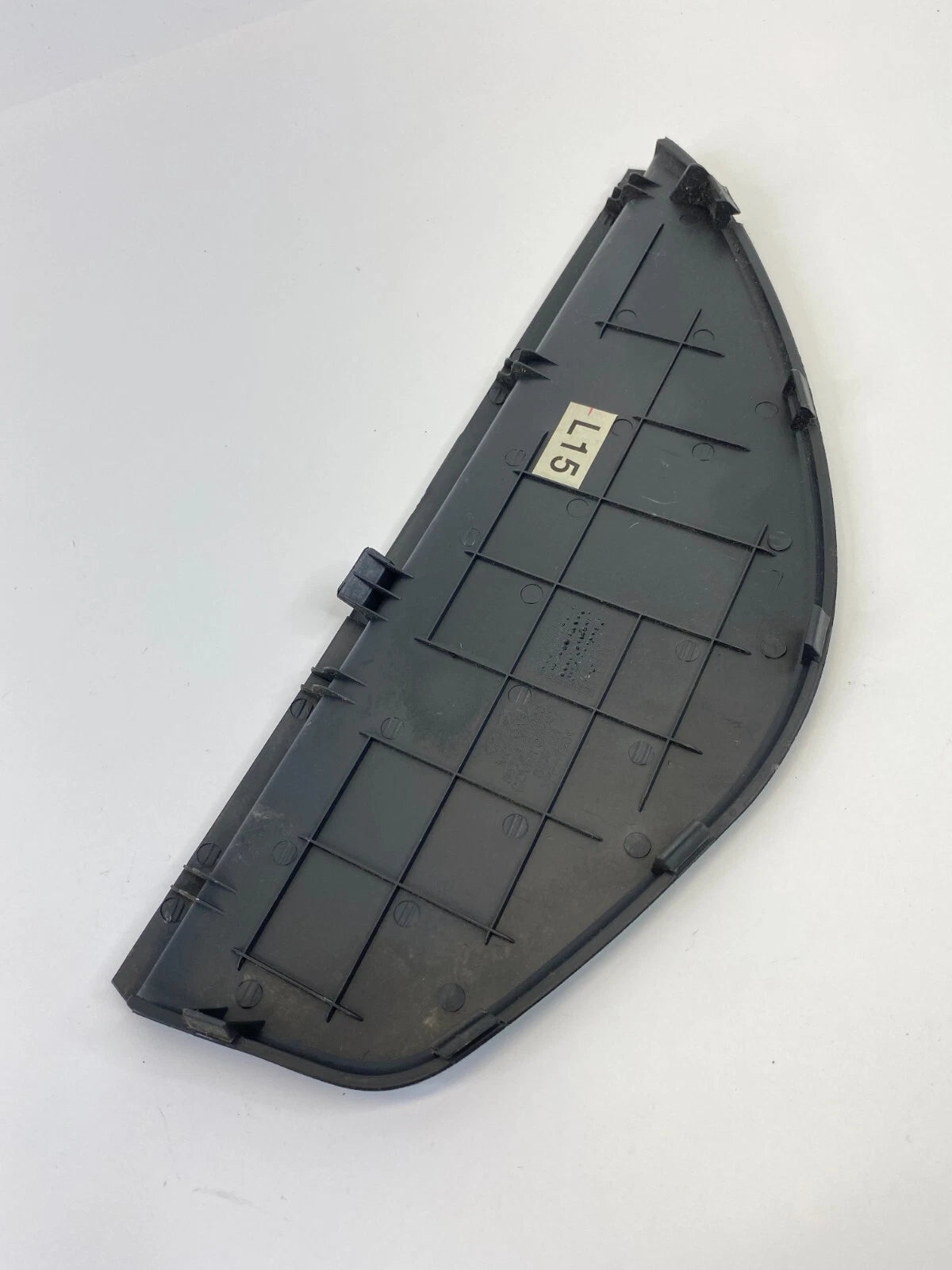 2006-2011 HYUNDAI ACCENT DASH LEFT SIDE END CAP COVER TRIM 84716-1E000 OEM