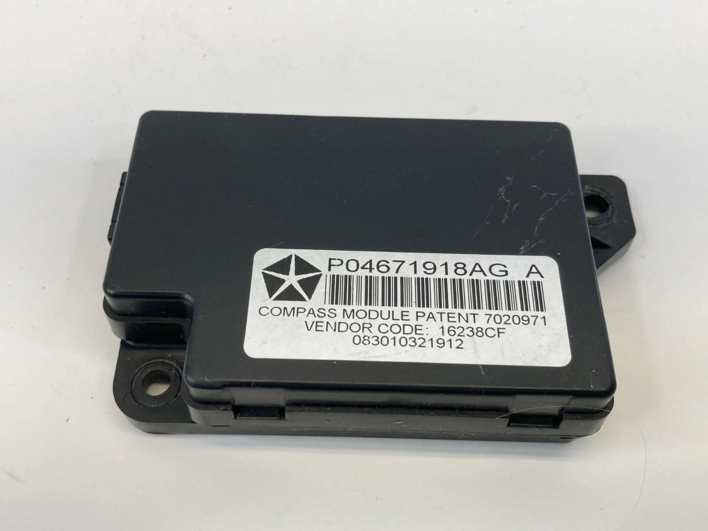 09-14 VOLKSWAGEN ROUTAN 3.8L COMPASS & TEMPERATURE CONTROL MODULE P04671918AG