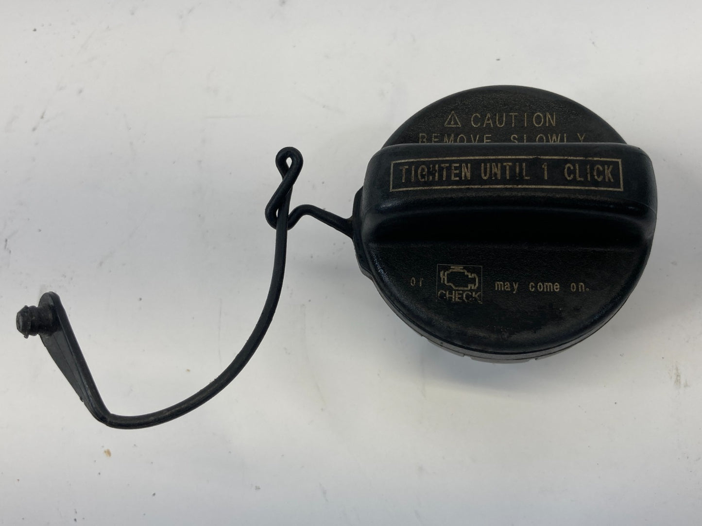 07 08 09 10 11 12 Toyota Avalon Yaris Fuel Filler Gas Tank Lid Cap Cover OEM