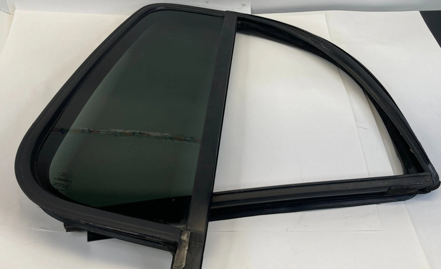 2002-2005 Ford Explorer Rear Right Back Door Quarter Vent Window Glass OEM