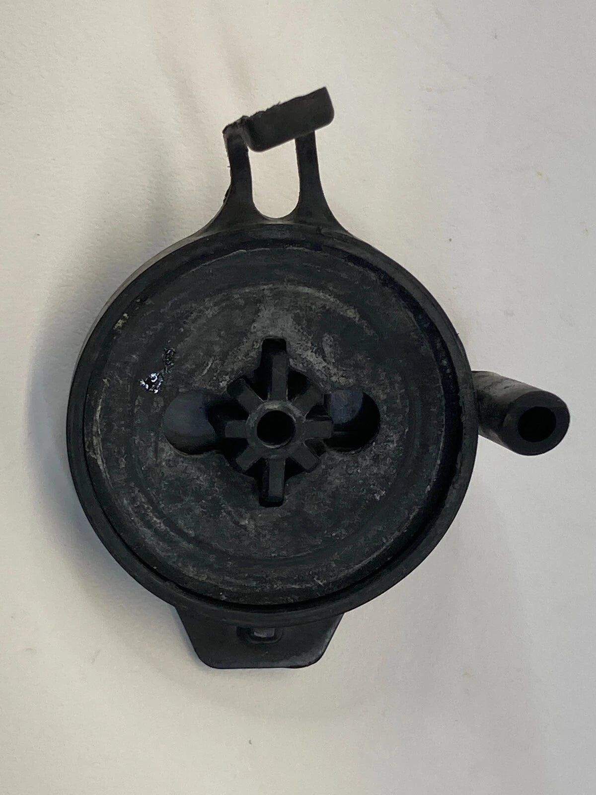 2004-2010 TOYOTA SIENNA ENGINE RADIATOR COOLANT RESERVOIR FLUID CAP OEM