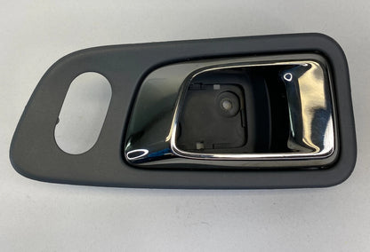 2003-2005 HONDA PILOT FRONT RIGHT PASSENGER SIDE INTERIOR INNER DOOR HANDLE S9VA