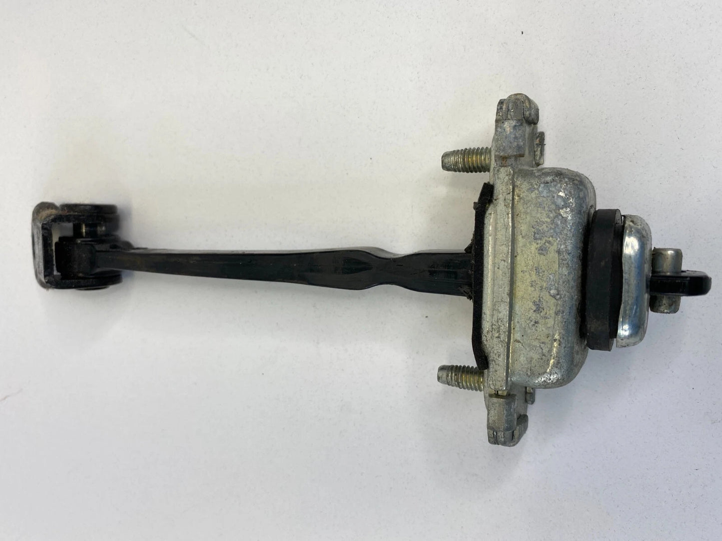 2012-2020 CHEVROLET SONIC REAR RIGHT SIDE DOOR CHECK STOP STOPPER DETENT