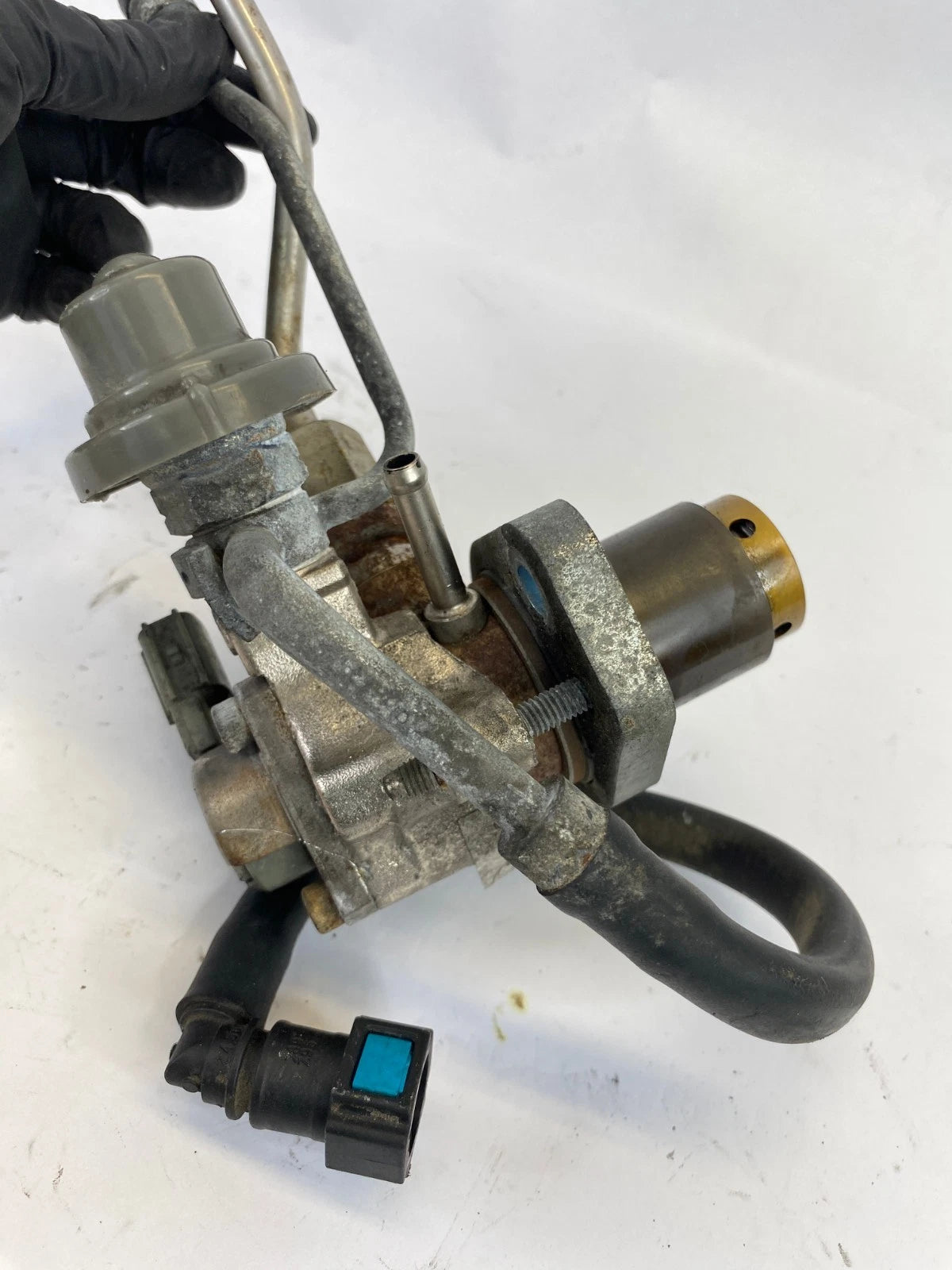 2006-2015 LEXUS IS250 IS350 ENGINE HIGH PRESSURE FUEL PUMP HPFP OEM
