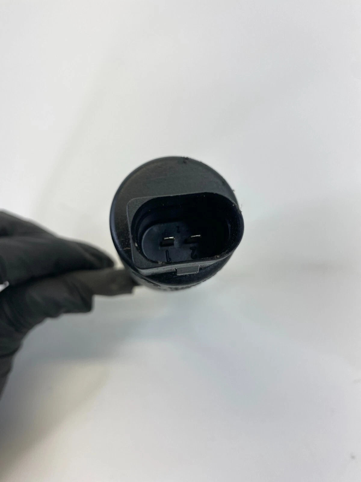 2003-2005 LAND RANGE ROVER FRONT WINDSHIELD WASHER WIPER FLUID PUMP 67.12-8 377