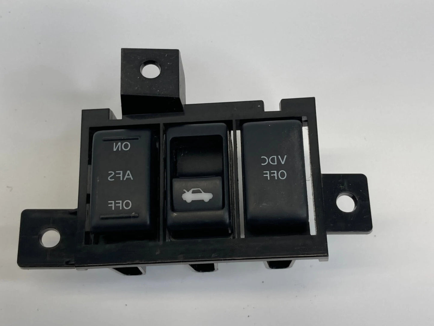2007 2008 INFINITI G35 SEDAN TRUNK RELEASE TRACTION SWITCH OPENER OEM
