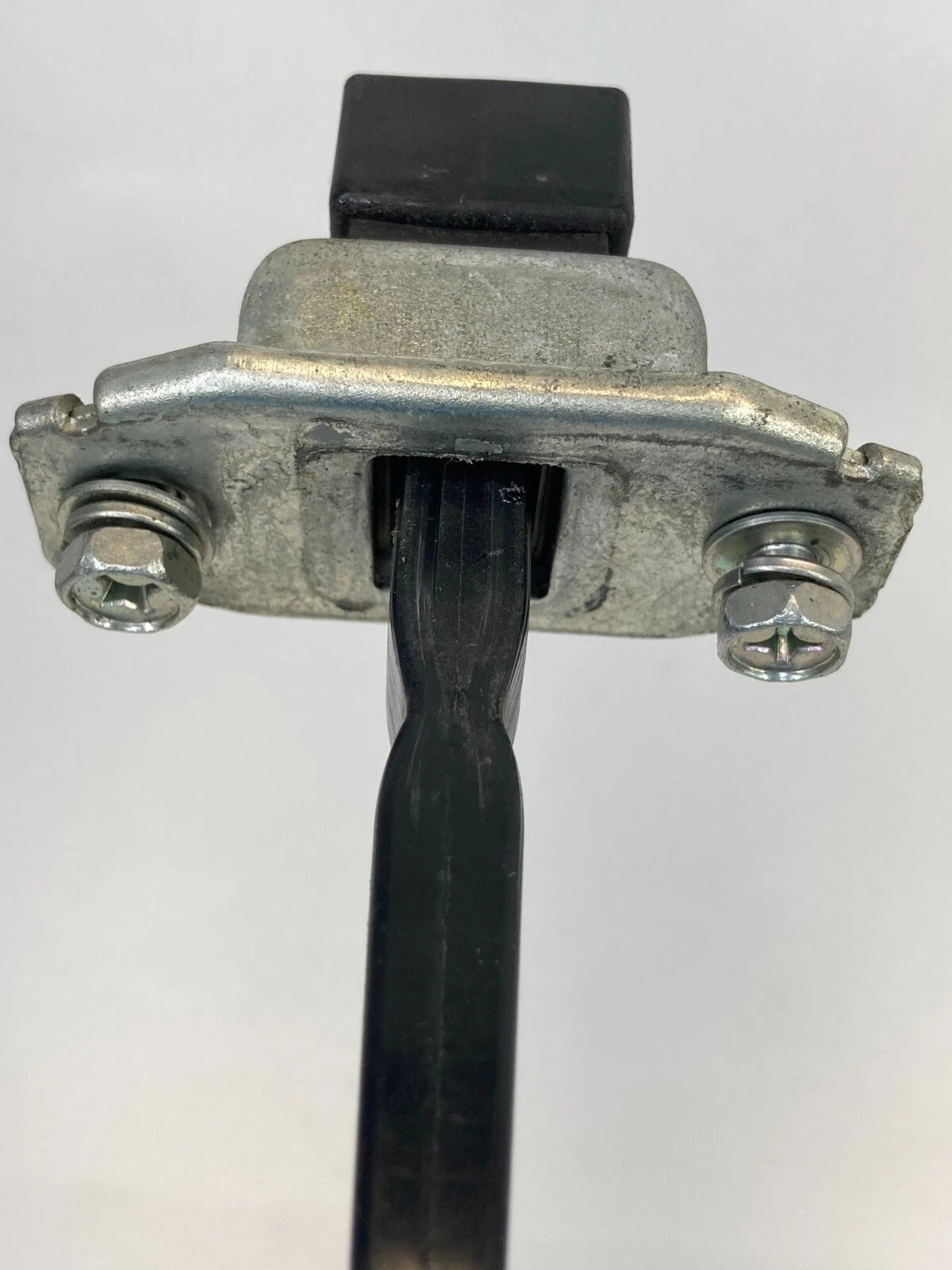 08-17 MITSUBISHI LANCER 07-09 OUTLANDER REAR RIGHT DOOR CHECK STOP STOPPER OEM