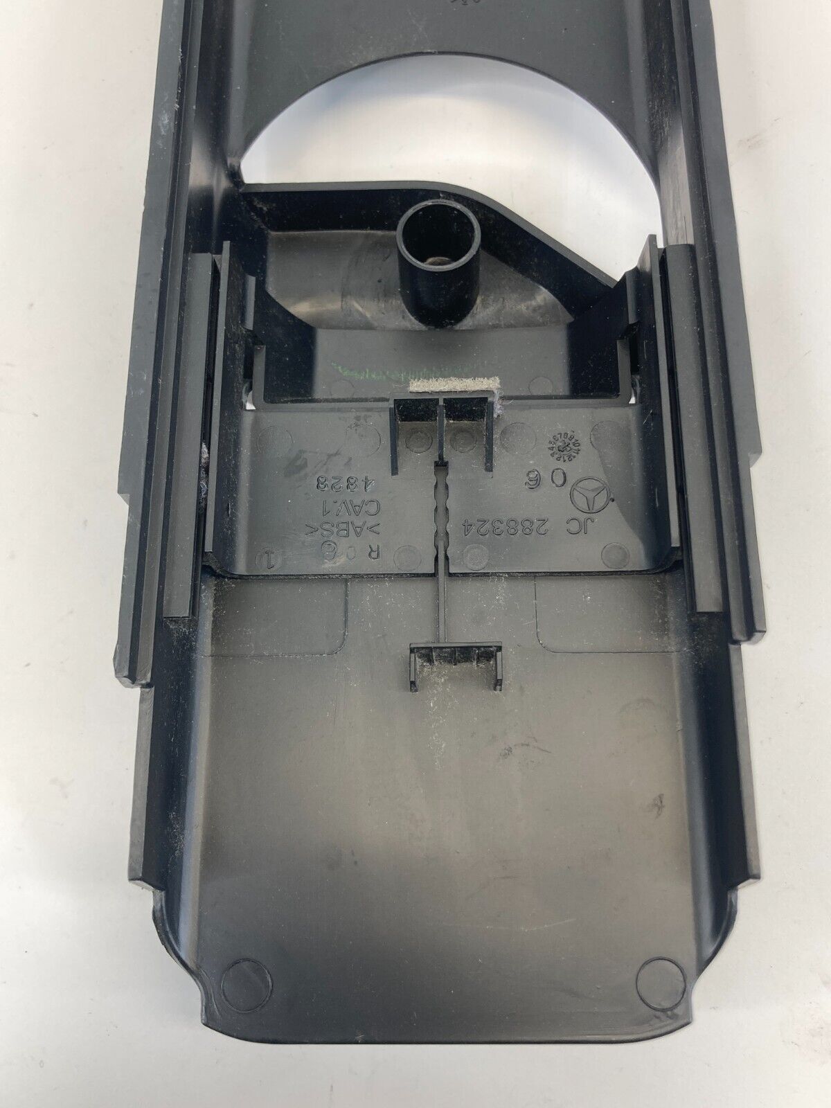 06-11 Mercedes Benz ML 350 Front Left Driver B Pillar Cover Small Top Trim