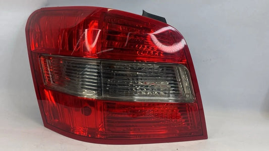 2010-2012 MERCEDES GLK350 REAR LEFT DRIVER SIDE TAIL LIGHT LAMP OEM A2048201364