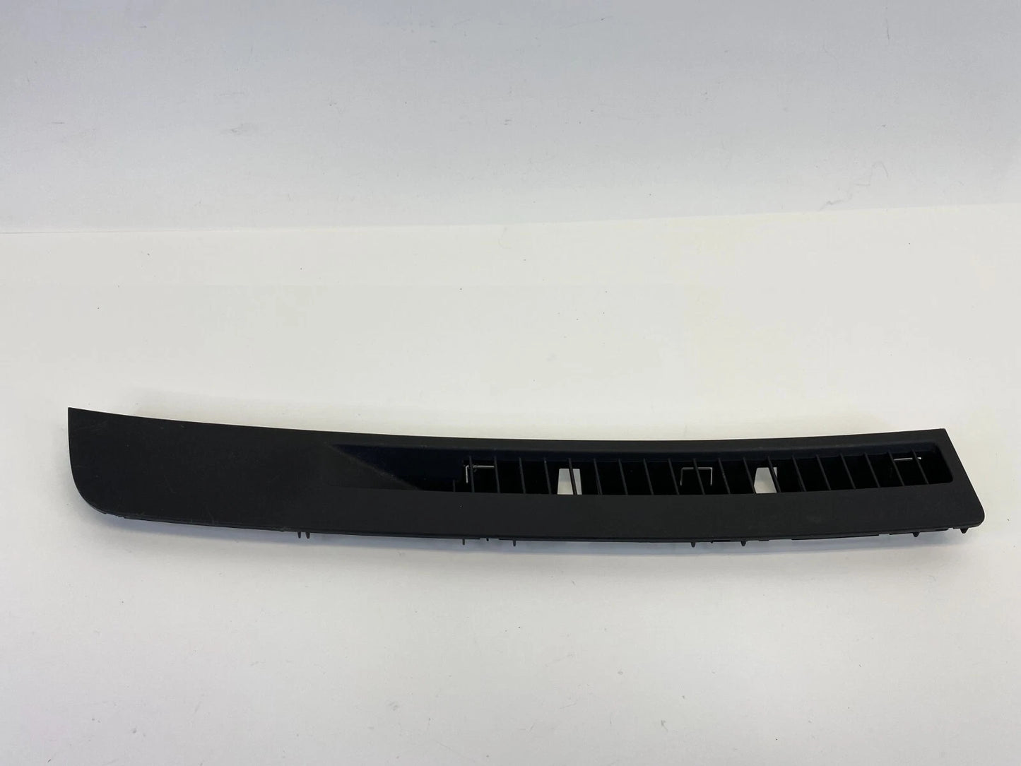 2007 2008 INFINITI G35 DASH RIGHT SIDE DEFROSTER GRILLE VENT 68742-JK00A OEM