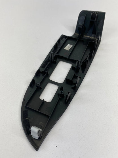 2005-2007 HONDA ODYSSEY FRONT RIGHT PASSENGER WINDOW SWITCH TRIM BEZEL OEM