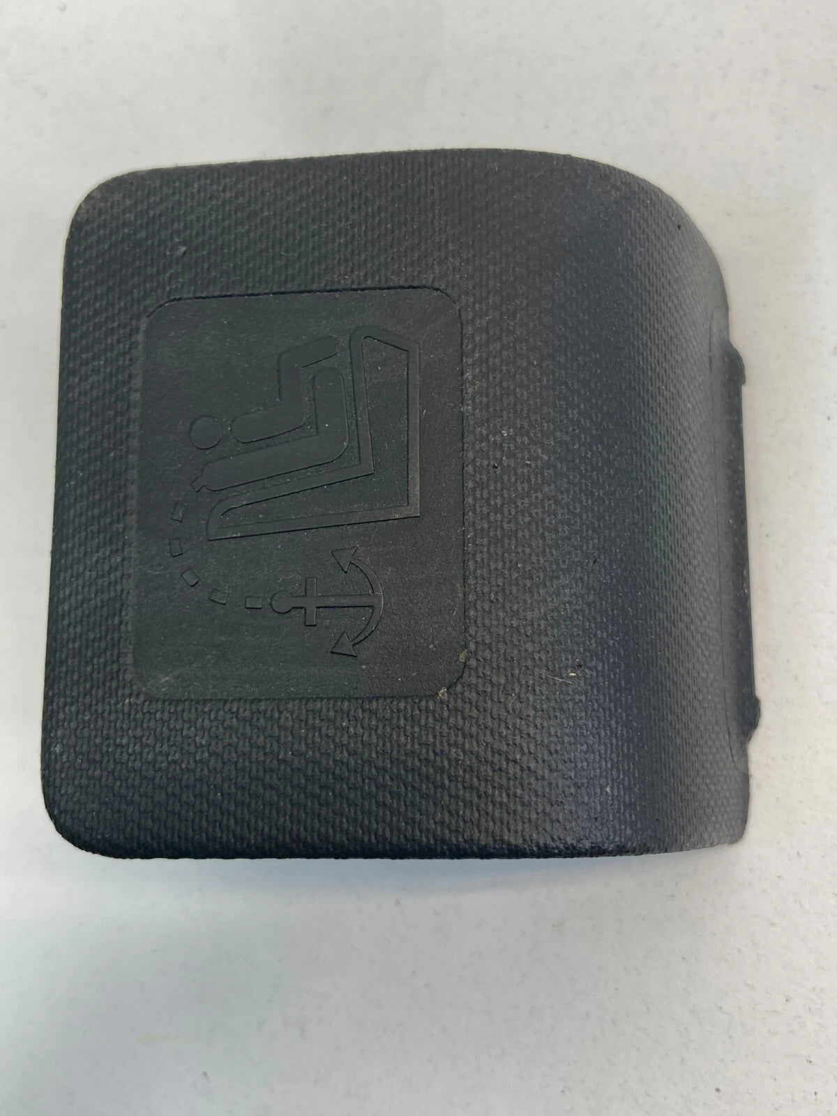 04-08 ACURA TL SEDAN REAR SEAT CHILD ANCHOR COVER CAP TRIM 84501-SEP-A010 OEM