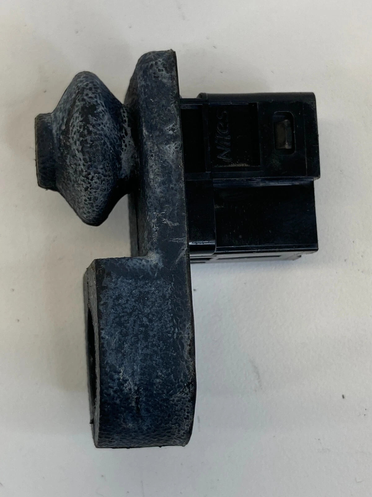 2010-2014 SUBARU LEGACY REAR LEFT SIDE DOOR LIGHT AJAR JAMB SWITCH SENSOR OEM