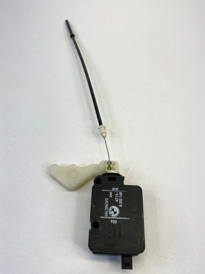 2002 2003 MINI COOPER FUEL FLAP RELEASE LOCKING MOTOR ACTUATOR W/ CABLE 7115559