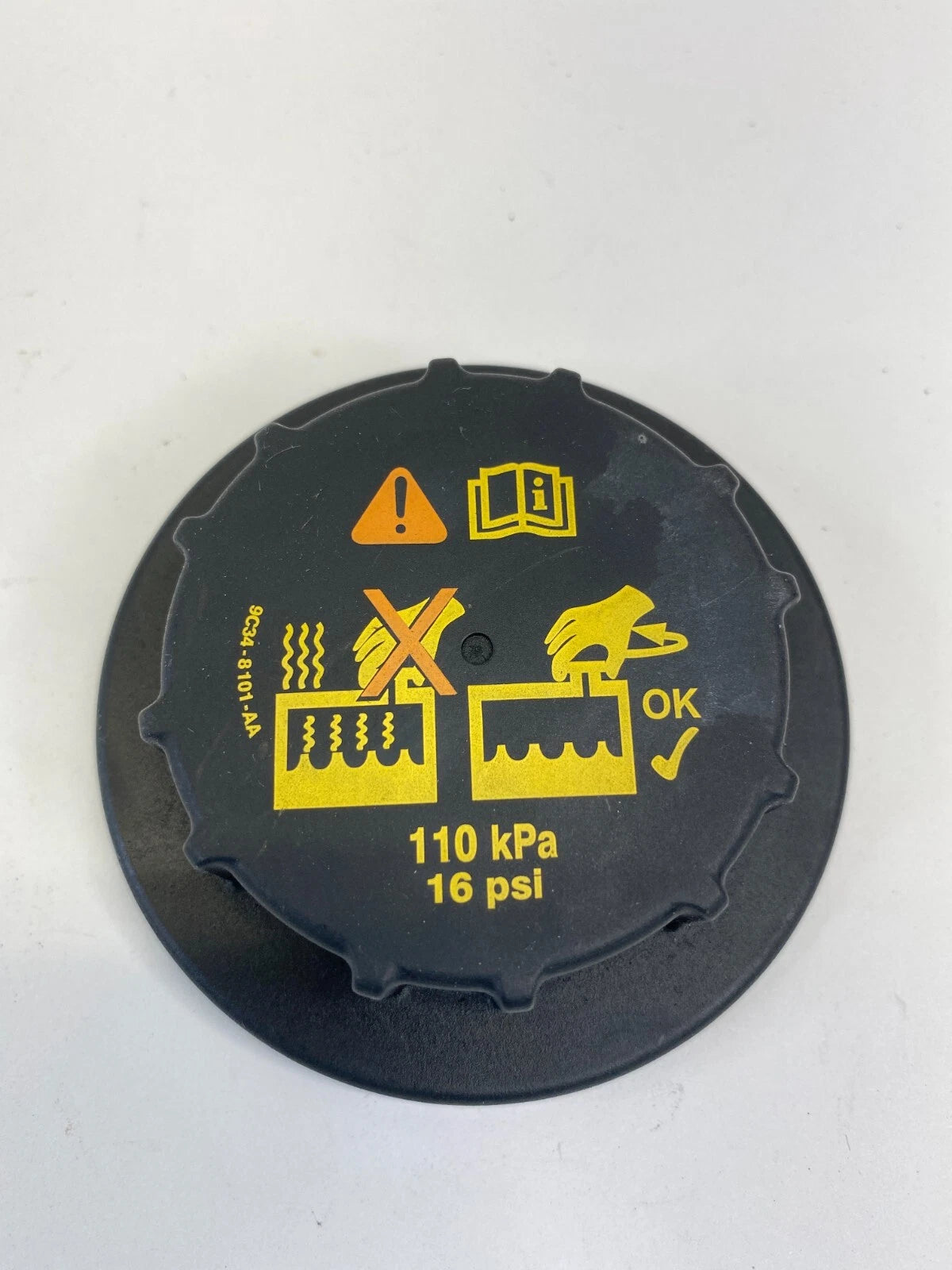2009-2019 FORD FLEX 3.5L V6 24V RADIATOR COOLANT FLUID TANK CAP LID 9C34-8101-AA