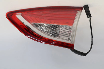2013-2016 FORD ESCAPE RIGHT SIDE INNER TAIL LIGHT TAILLIGHT CJ5X-15515-A OEM
