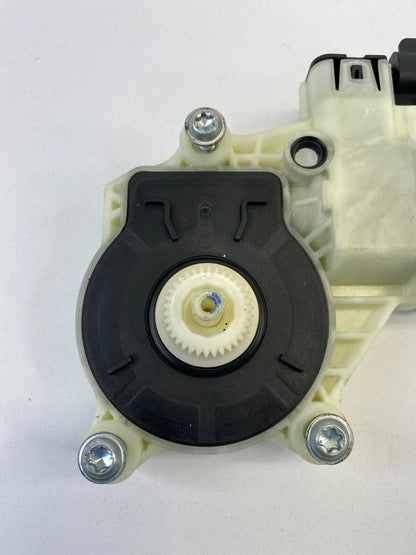 2012-2018 FORD FOCUS REAR RIGHT SIDE DOOR POWER WINDOW MOTOR CM51A27000AE 2 PINS