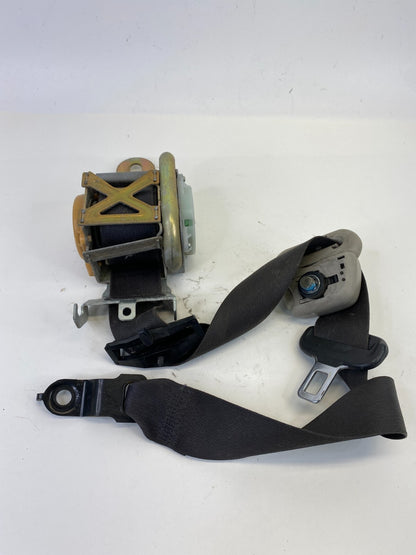 2005 2006 Dodge Magnum Front Left Driver Seat Belt Retractor P0UX531DVAD OEM