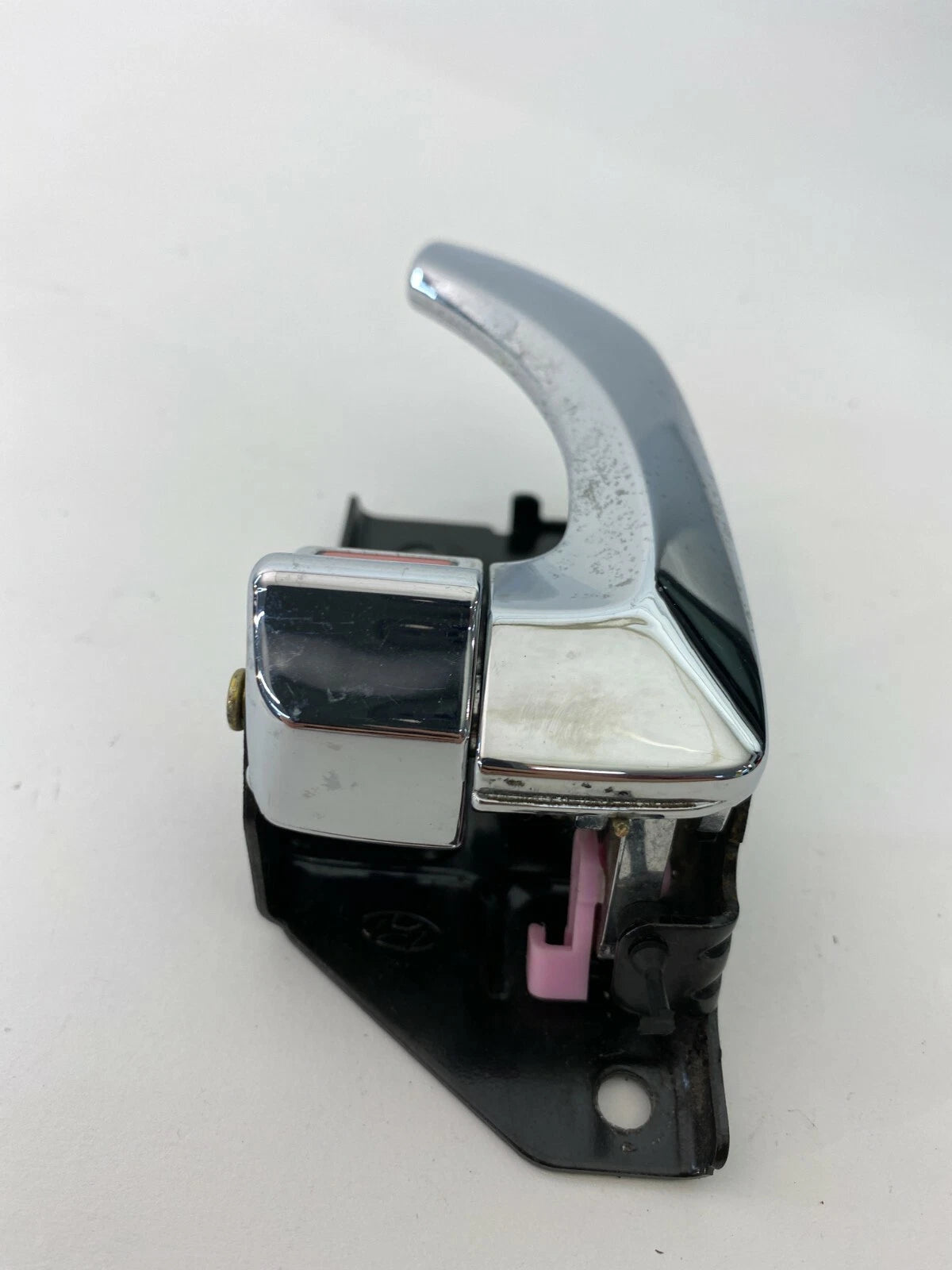 2002-2006 HYUNDAI SANTA FE REAR LEFT SIDE INTERIOR DOOR HANDLE ASSEMBLY OEM
