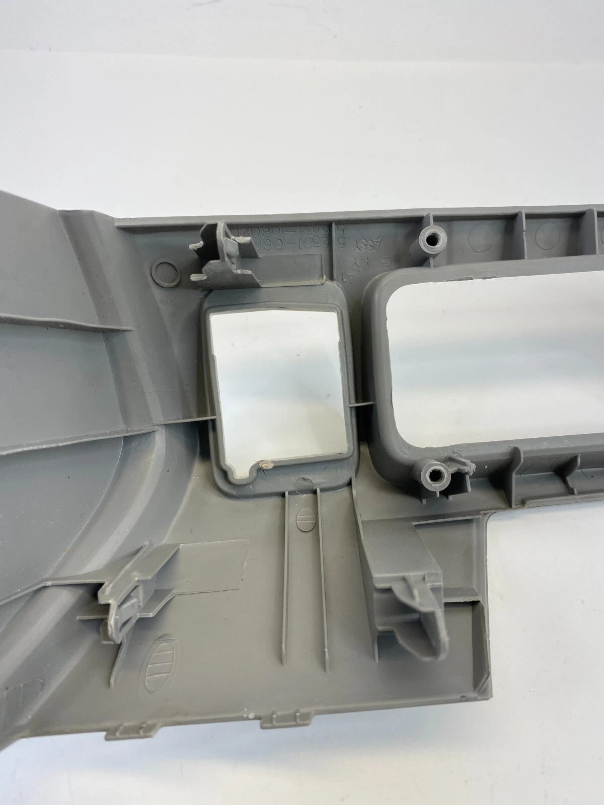 07-11 TOYOTA CAMRY DASH LEFT COIN TRAY PANEL COMPARTMENT TRIM BEZEL 55301-06010