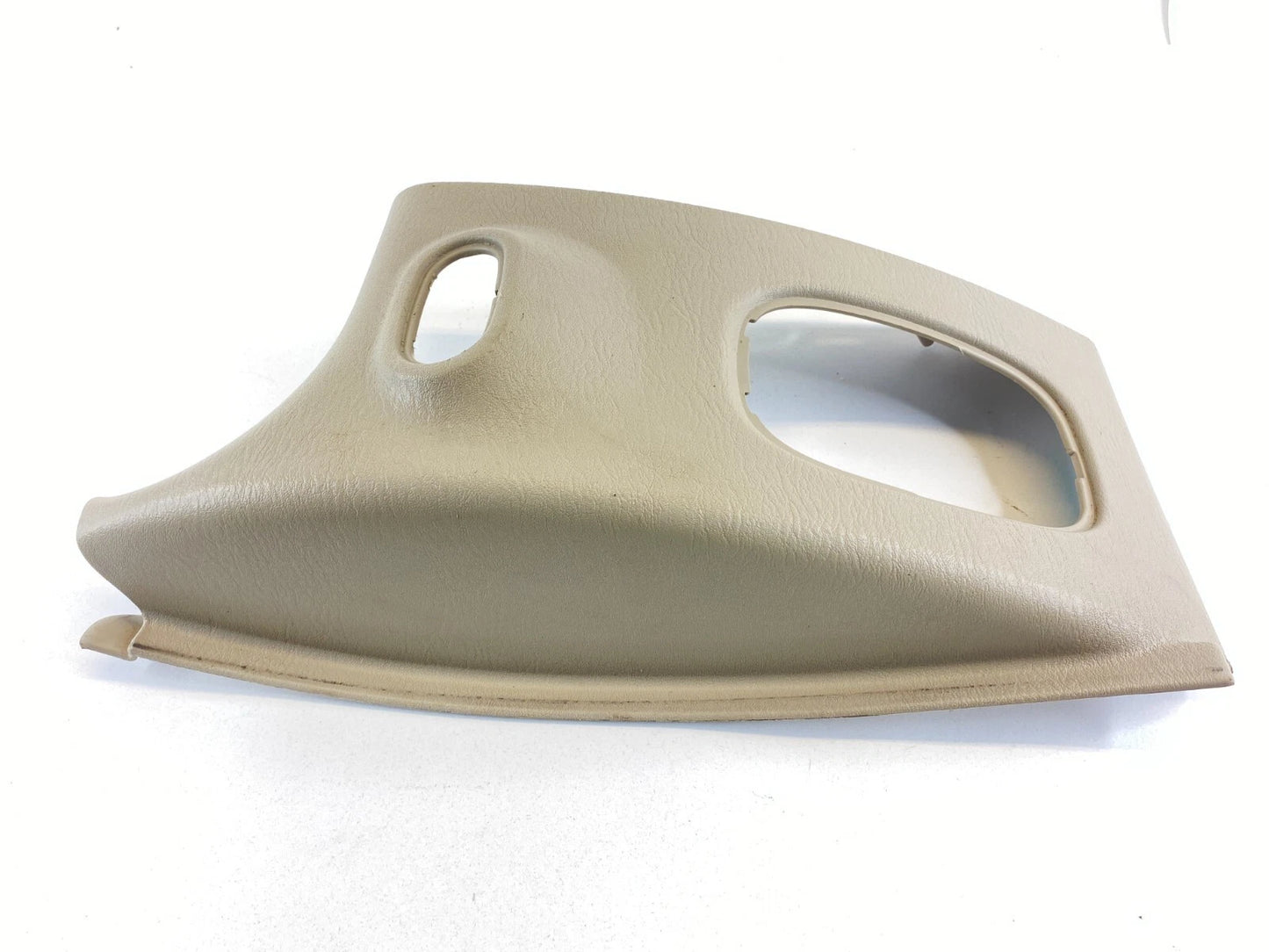 2001-2005 CHRYSLER PT CRUISER LEFT DRIVER SIDE DASH LOWER END PANEL TRIM COVER