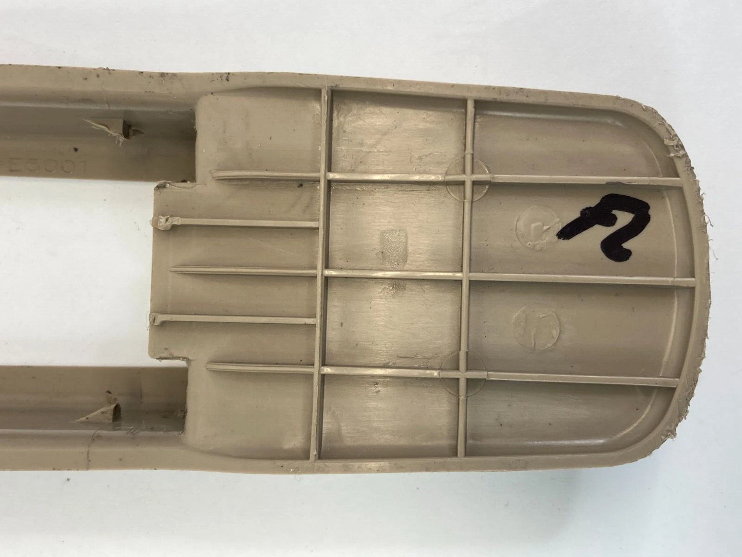 2007-2009 NISSAN SENTRA LEFT INNER SIDE FRONT RIGHT SEAT TRACK END COVER TRIM