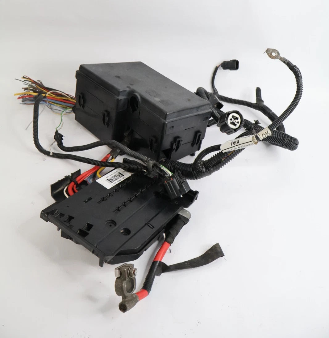 2012-2014 FORD FOCUS 2.0L L4 A/T FUSE BOX RELAY CONTROL MODULE CV6T-14K733-AAE-1